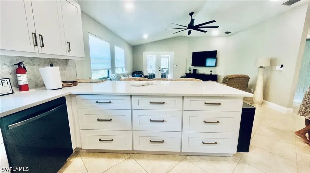 552 97th Avenue N Naples FL 34108