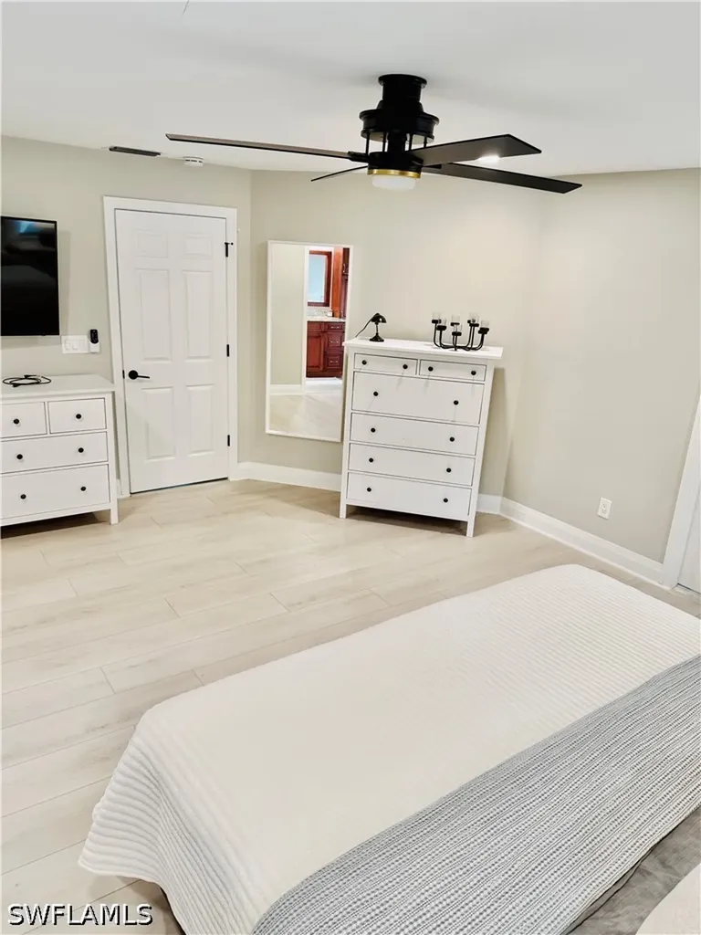 552 97th Avenue N Naples FL 34108