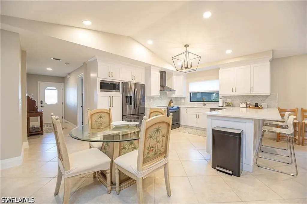 552 97th Avenue N Naples FL 34108