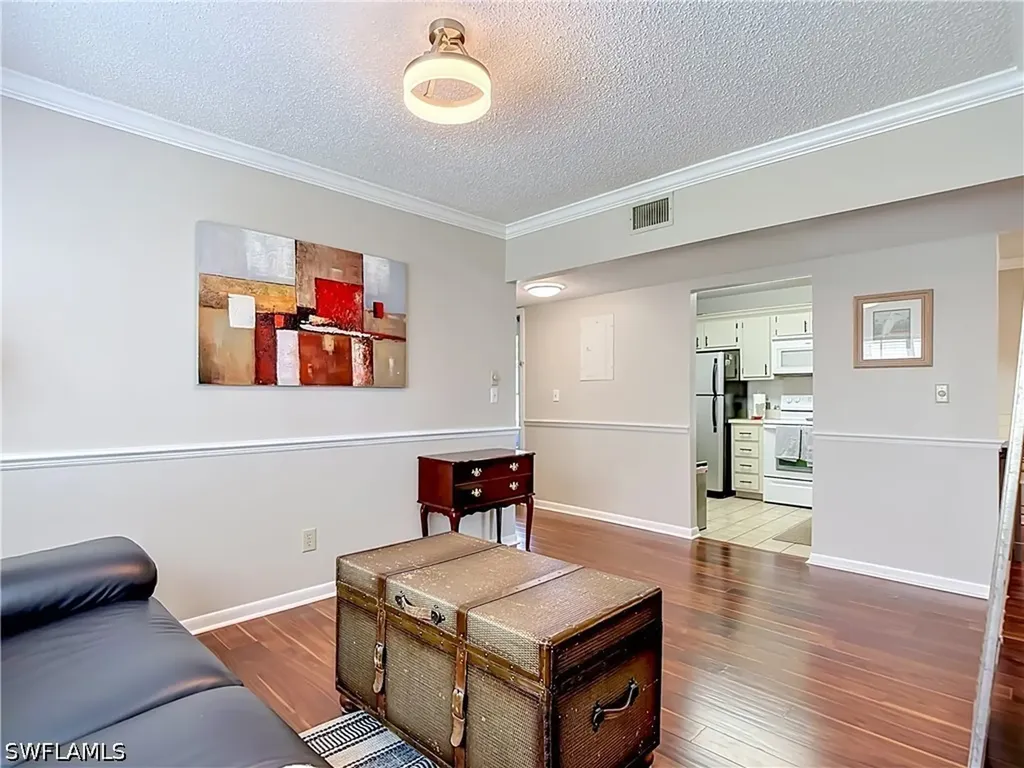 1708 Kings Lake Boulevard Naples FL 34112