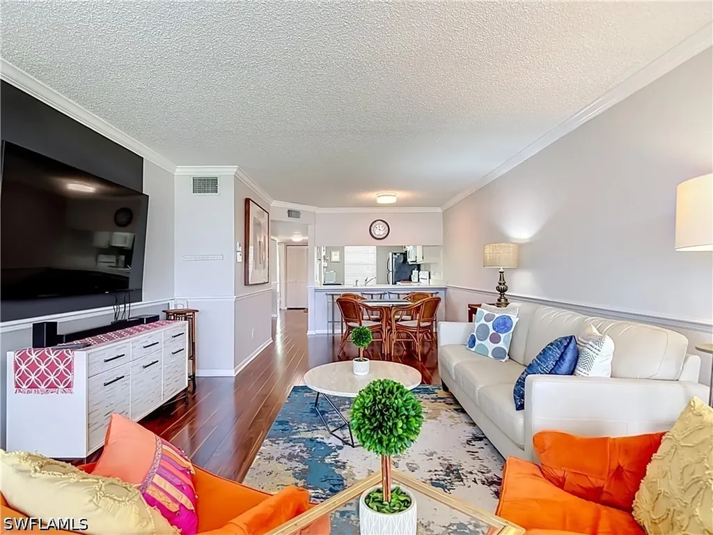 1708 Kings Lake Boulevard Naples FL 34112