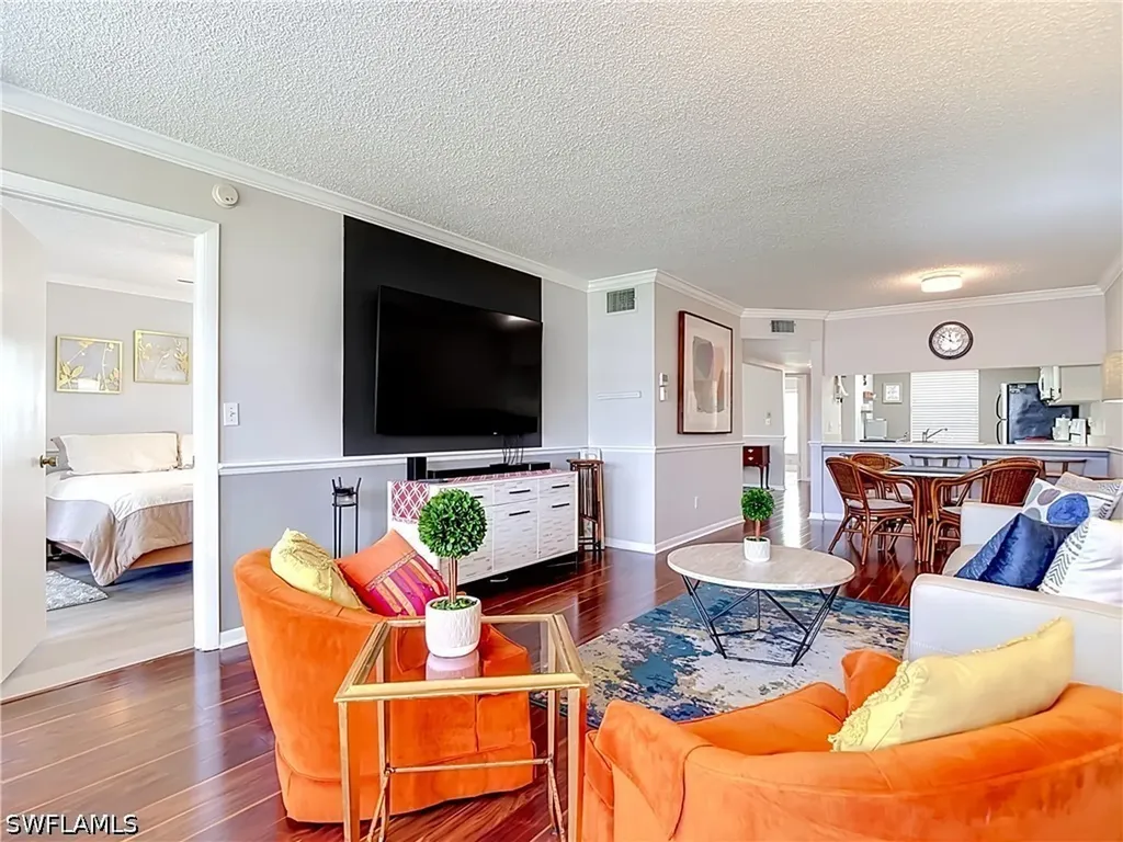 1708 Kings Lake Boulevard Naples FL 34112