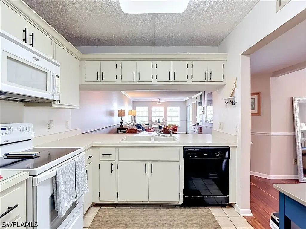 1708 Kings Lake Boulevard Naples FL 34112