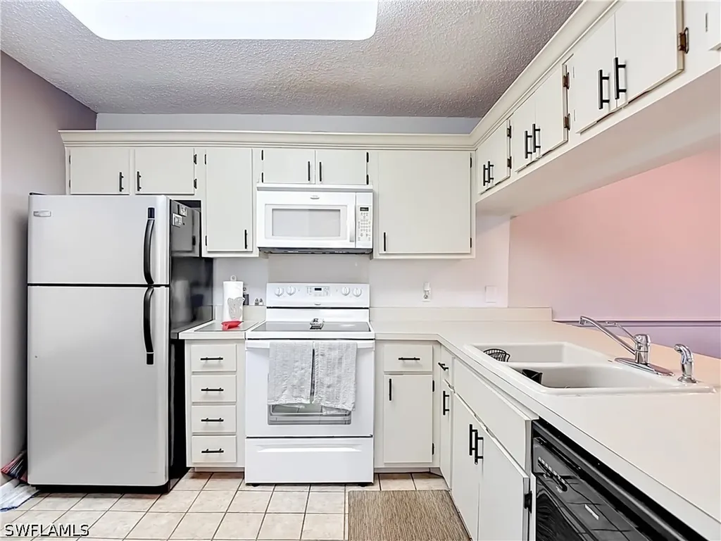 1708 Kings Lake Boulevard Naples FL 34112
