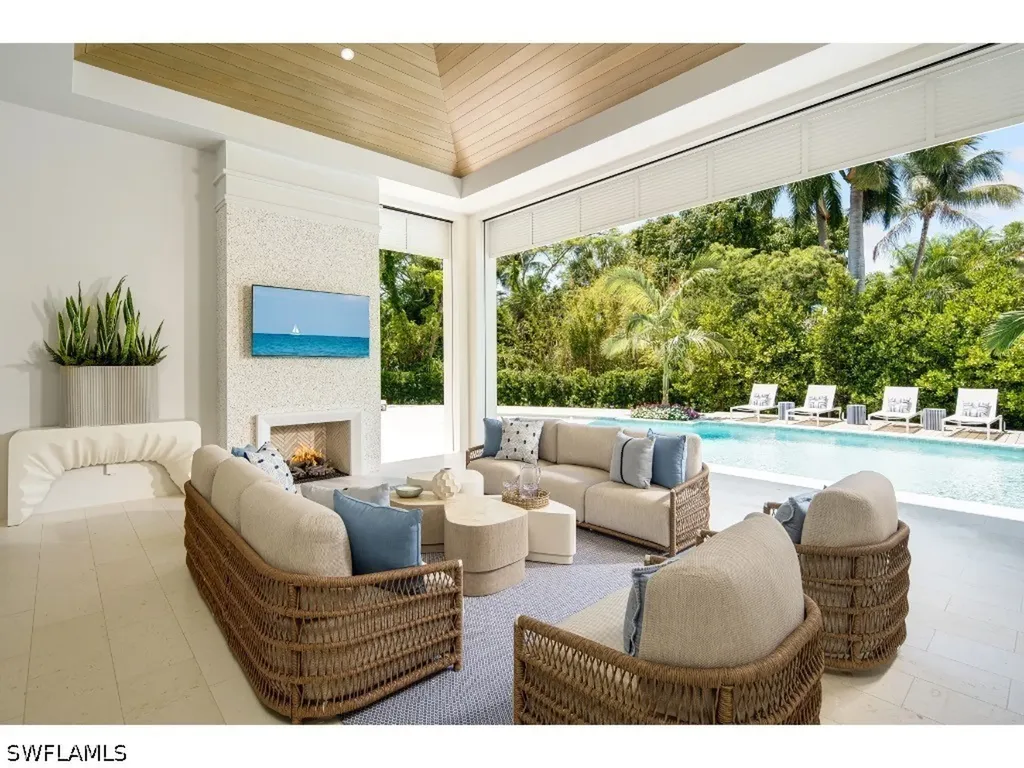 725 Pectin Road Naples FL 34102
