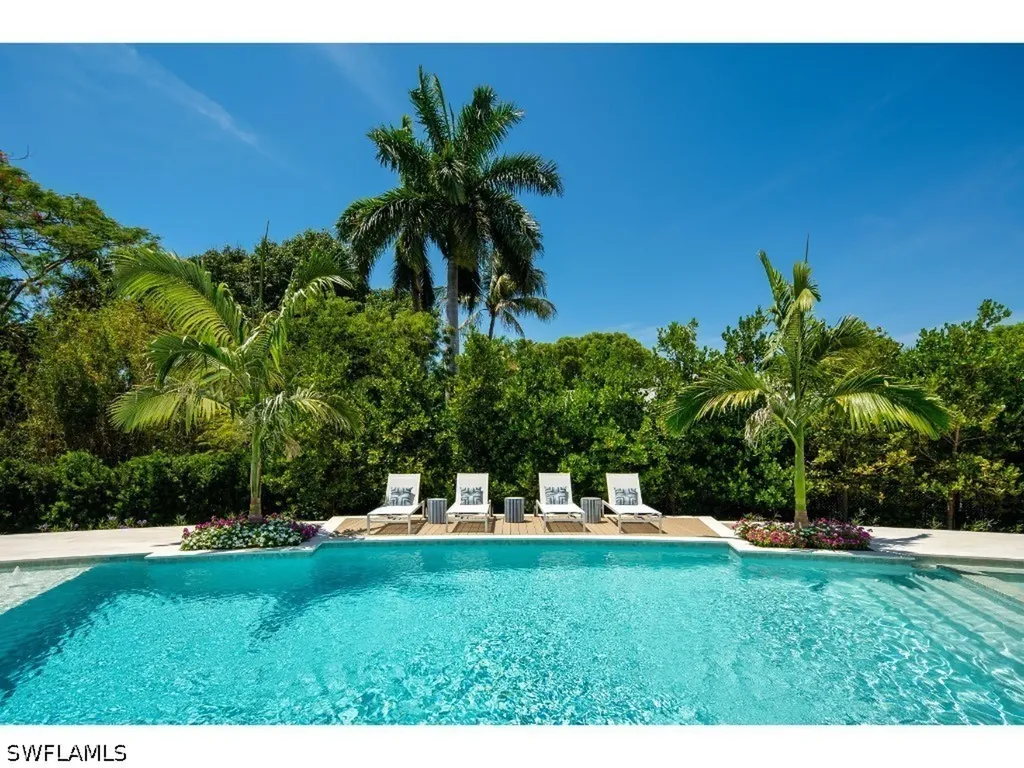 725 Pectin Road Naples FL 34102