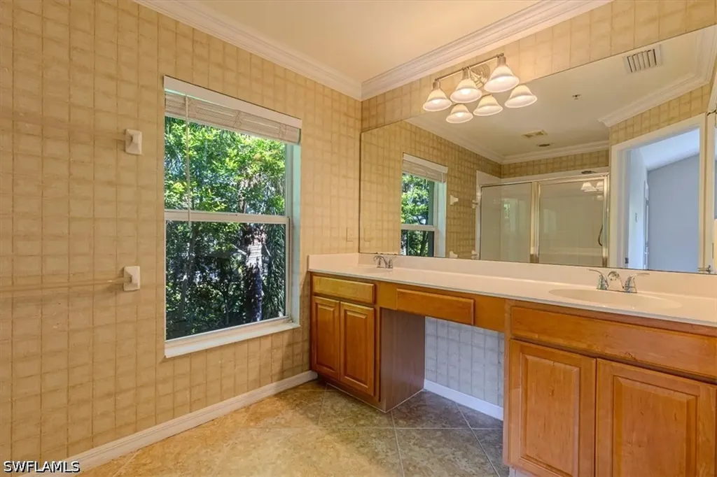 16173 Caldera Lane Naples FL 34110