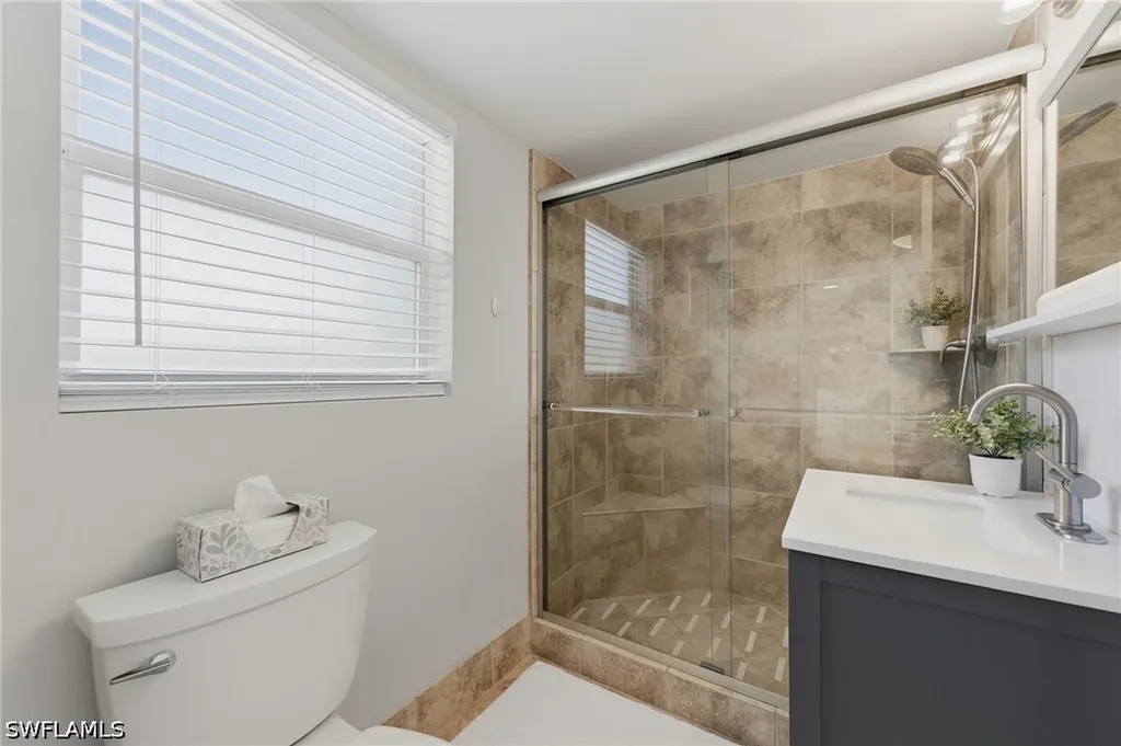 275 8th Avenue S Naples FL 34102