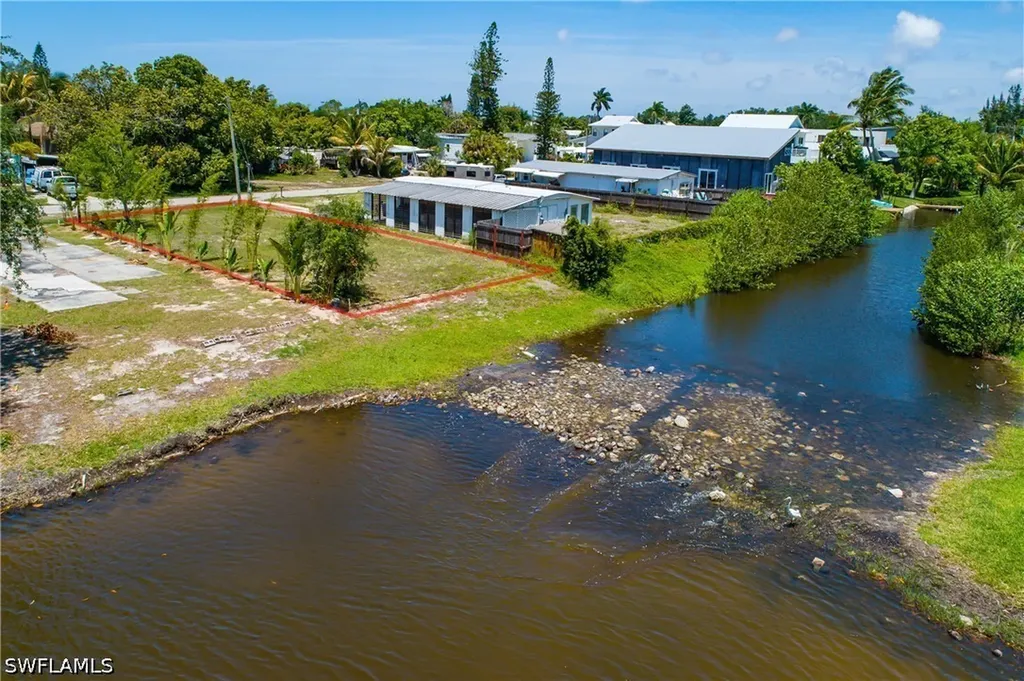 Lot 59 Harvest Court Naples FL 34114