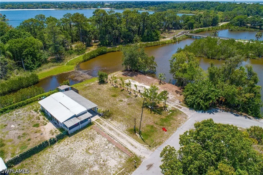 Lot 59 Harvest Court Naples FL 34114