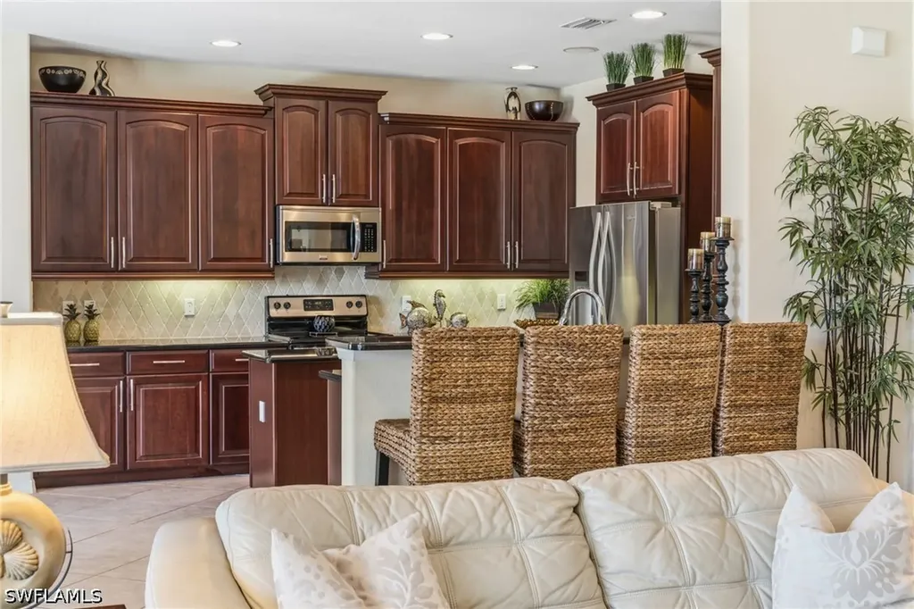 3251 Hampton Boulevard Alva FL 33920