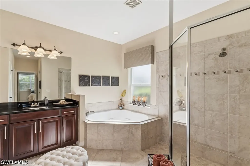 3251 Hampton Boulevard Alva FL 33920