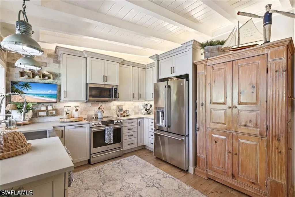 840 Myrtle Terrace Naples FL 34103