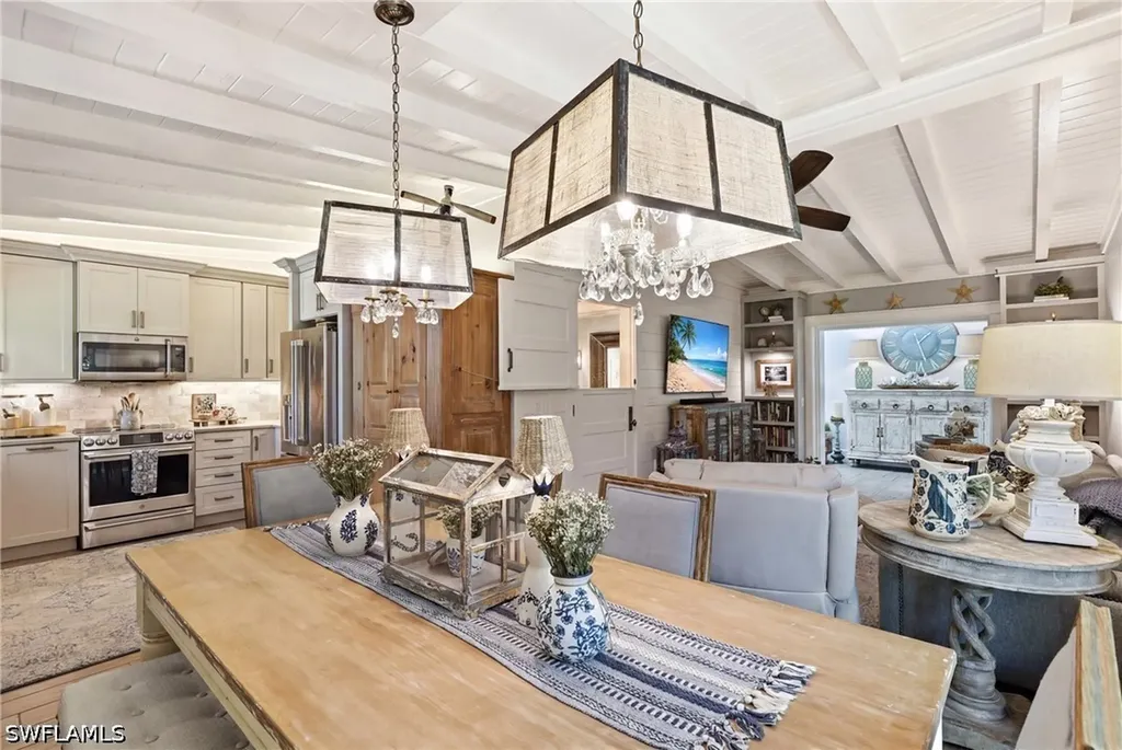 840 Myrtle Terrace Naples FL 34103