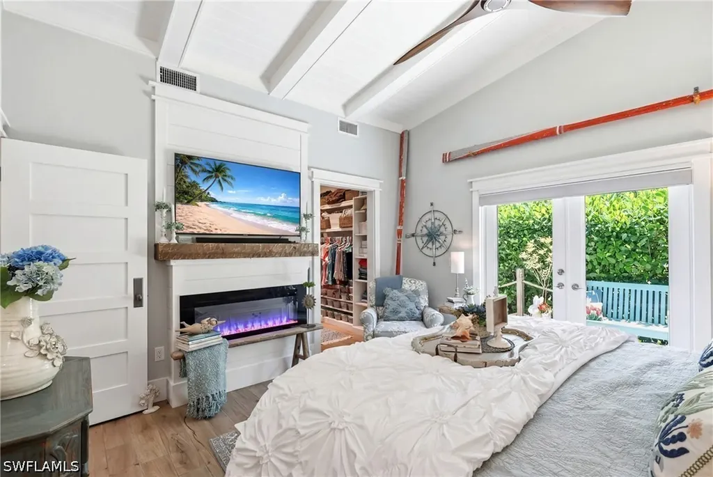 840 Myrtle Terrace Naples FL 34103