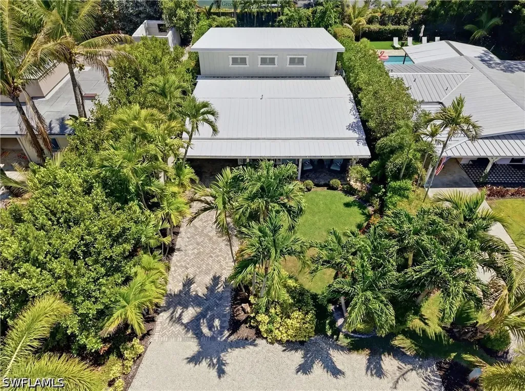 840 Myrtle Terrace Naples FL 34103