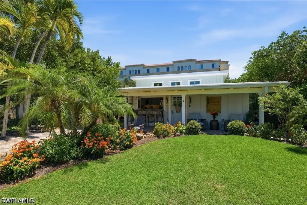 840 Myrtle Terrace Naples FL 34103