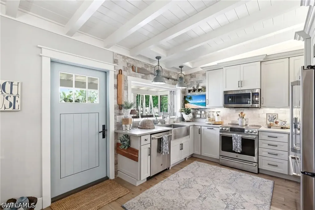 840 Myrtle Terrace Naples FL 34103