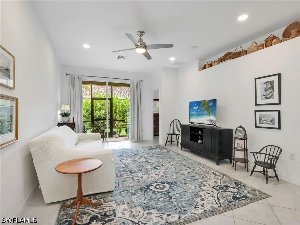 1637 Alameda Drive Naples FL 34120