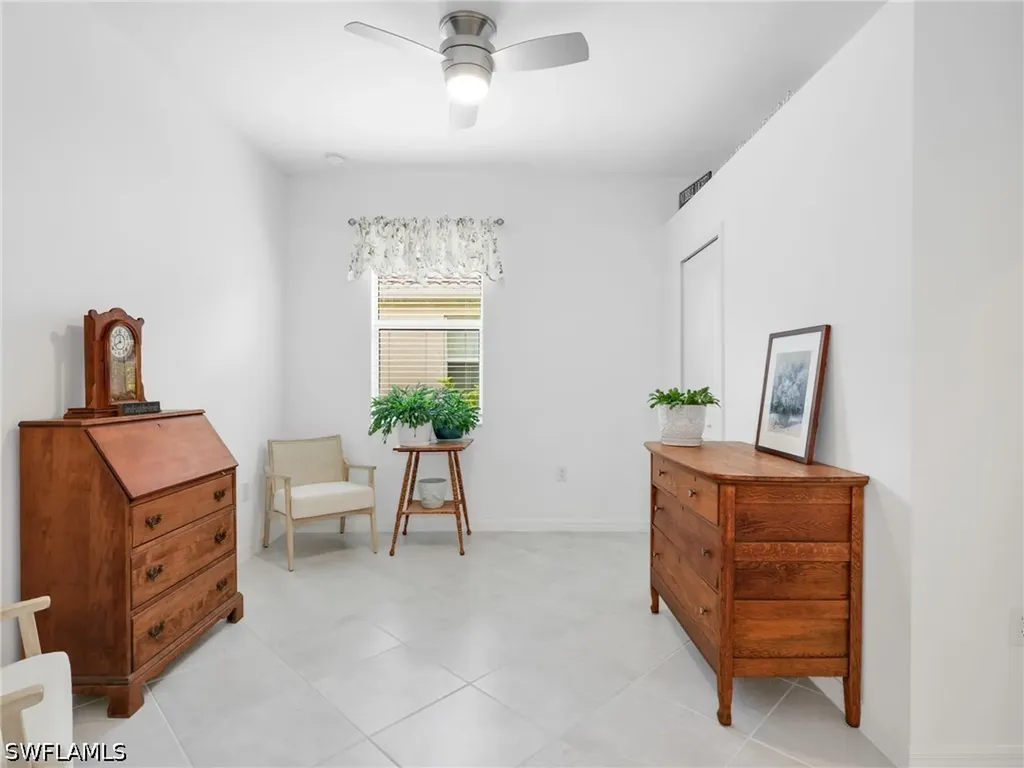 1637 Alameda Drive Naples FL 34120