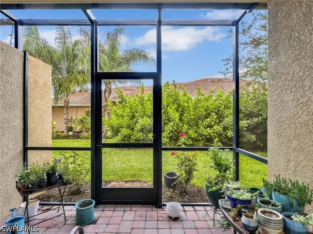 1637 Alameda Drive Naples FL 34120