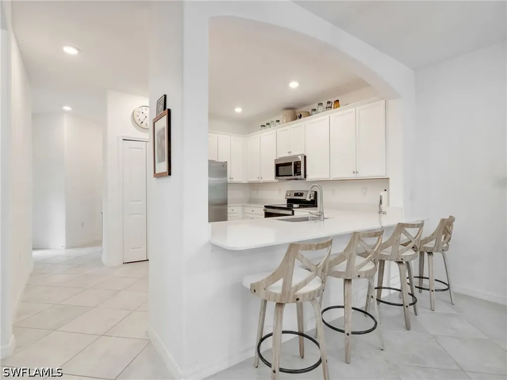 1637 Alameda Drive Naples FL 34120