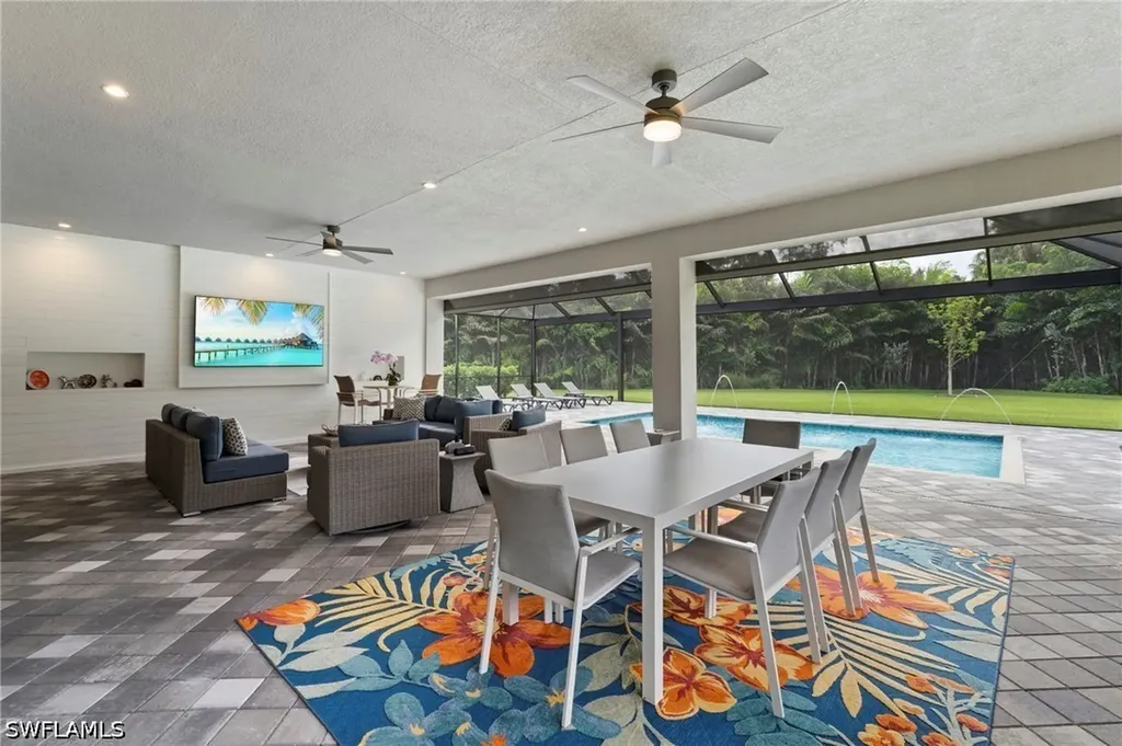 12083 Azalea Way Naples FL 34120