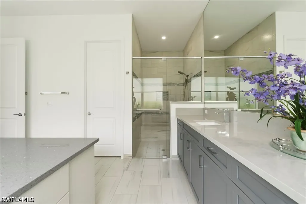 12083 Azalea Way Naples FL 34120