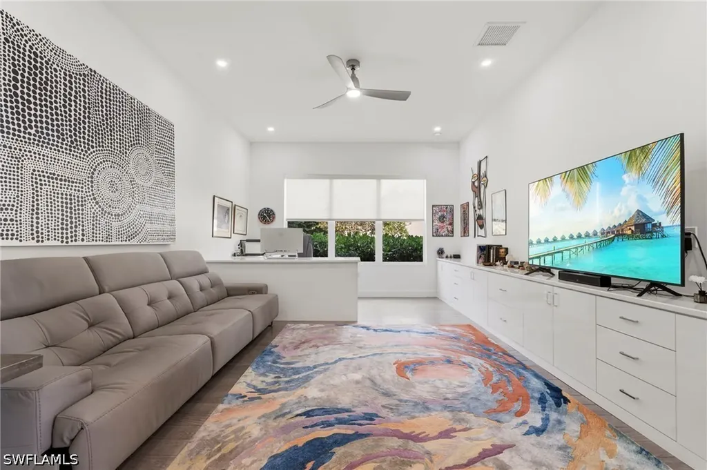 12083 Azalea Way Naples FL 34120