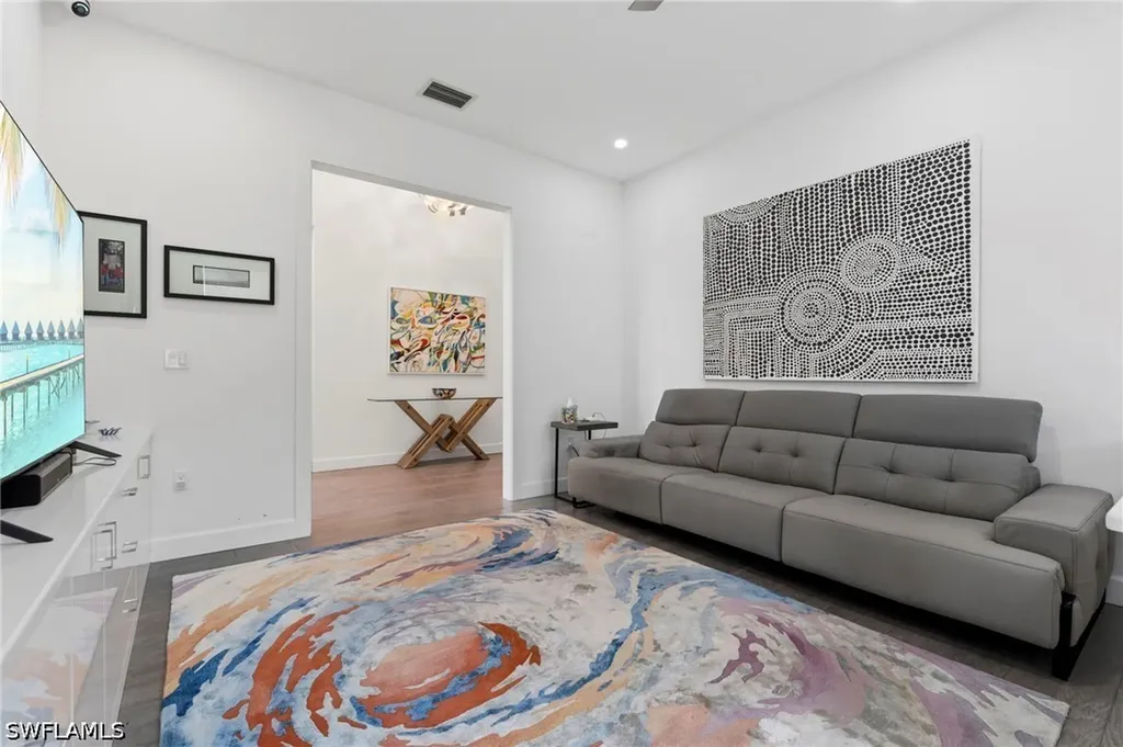 12083 Azalea Way Naples FL 34120