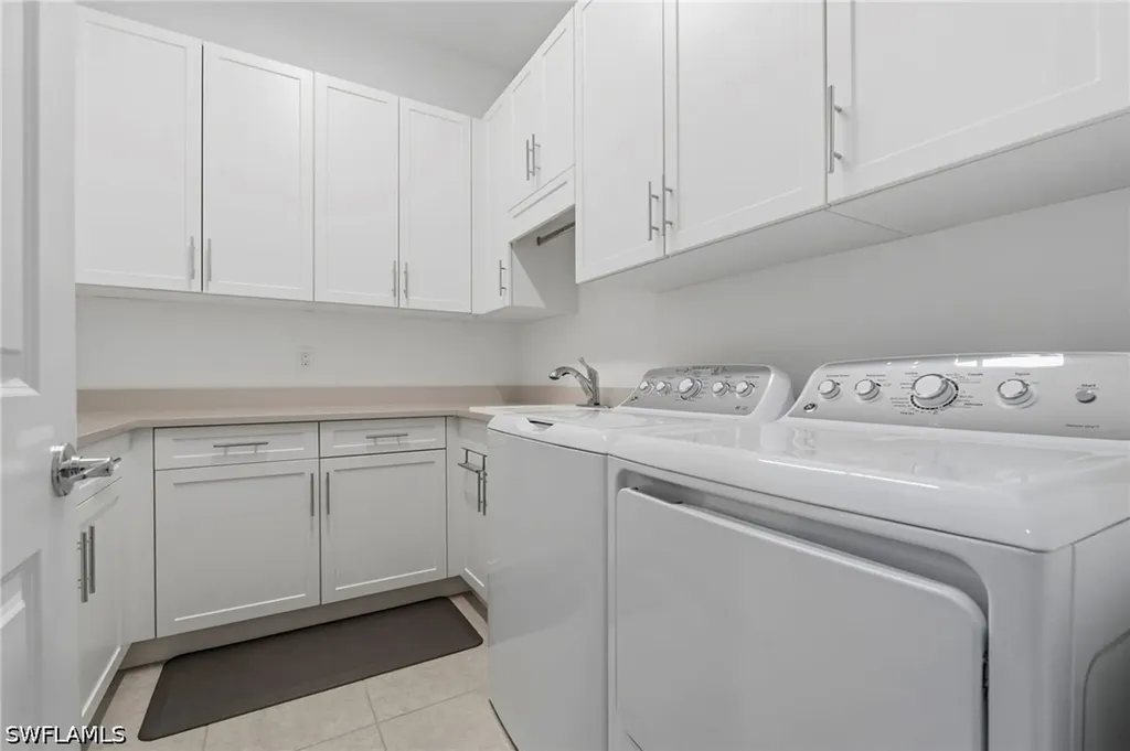 12083 Azalea Way Naples FL 34120
