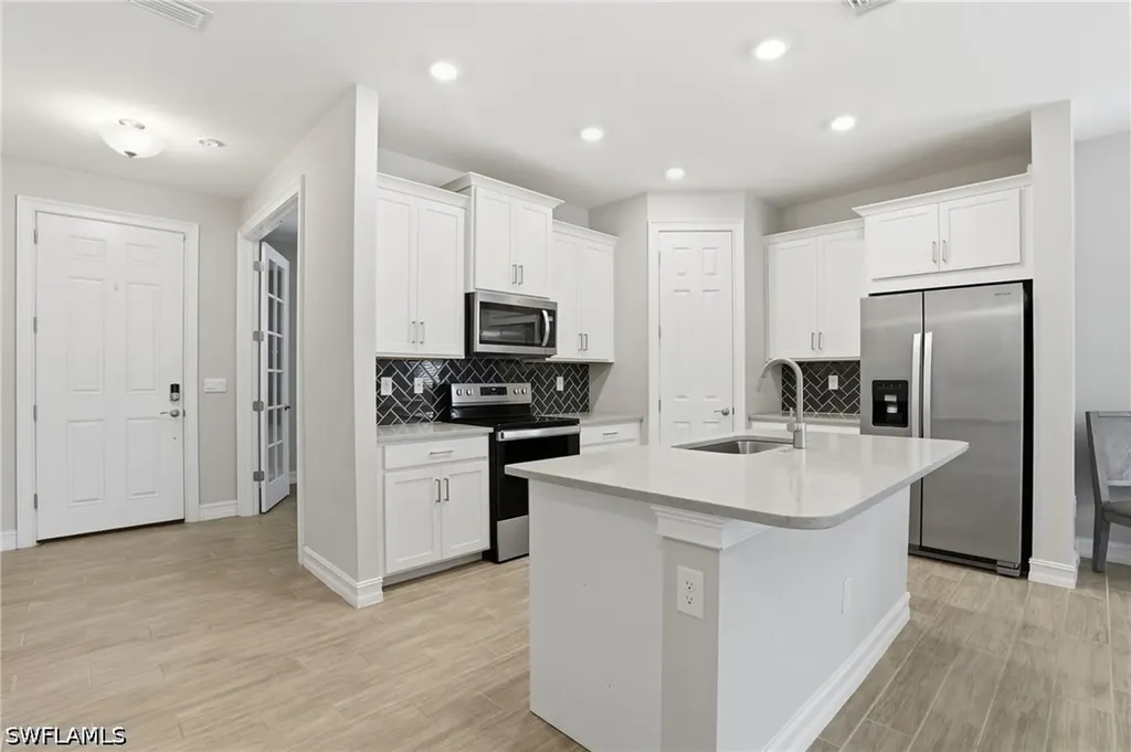 28009 Seasons Tide Avenue Bonita Springs FL 34135
