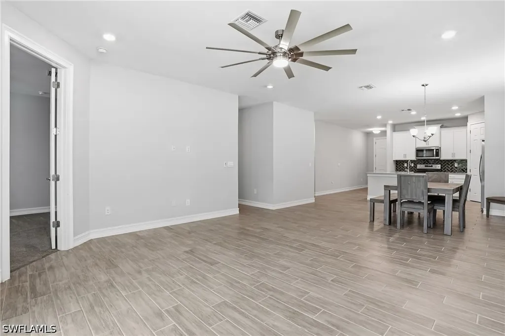 28009 Seasons Tide Avenue Bonita Springs FL 34135