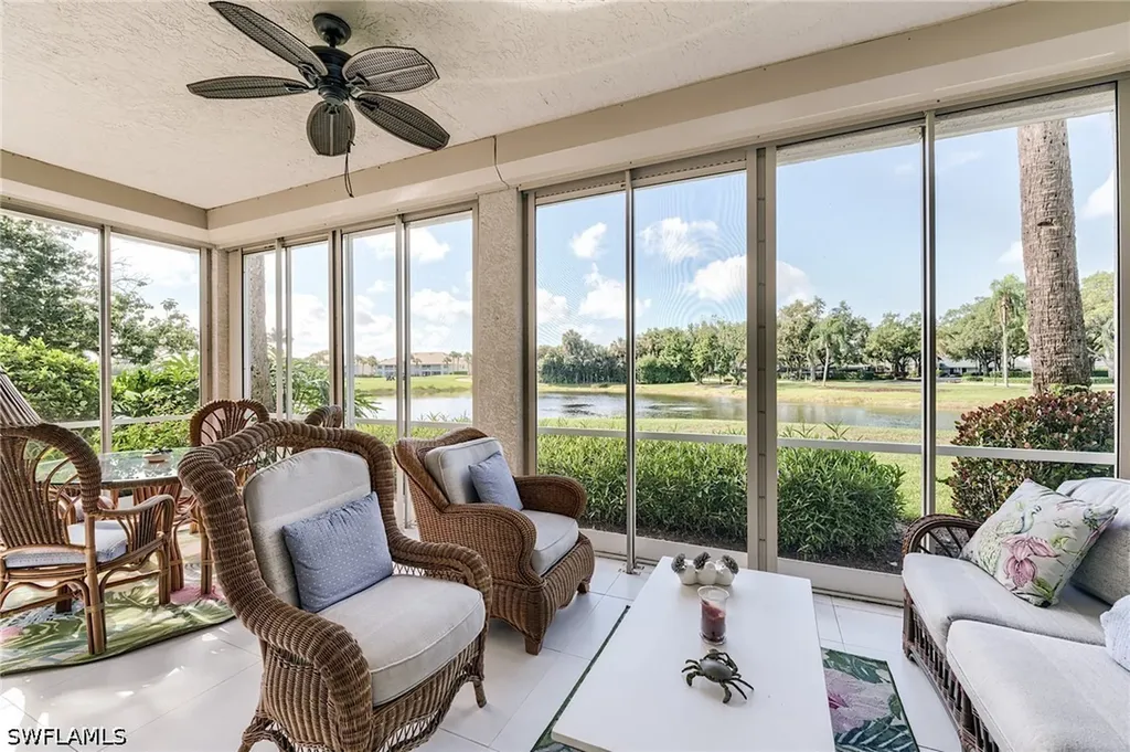 2070 Aberdeen Lane Naples FL 34109
