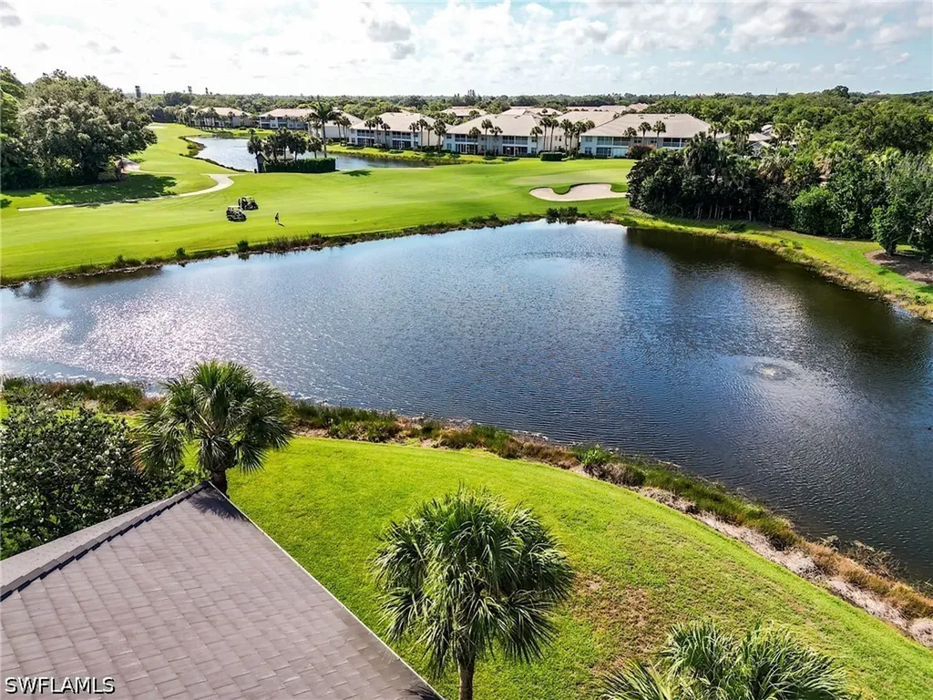 2070 Aberdeen Lane Naples FL 34109