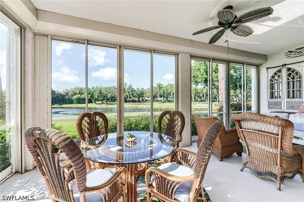 2070 Aberdeen Lane Naples FL 34109