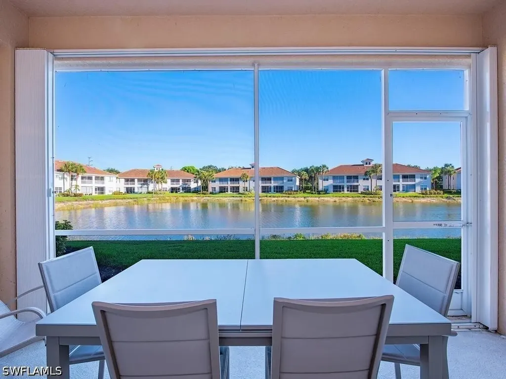 3049 Driftwood Way Naples FL 34109