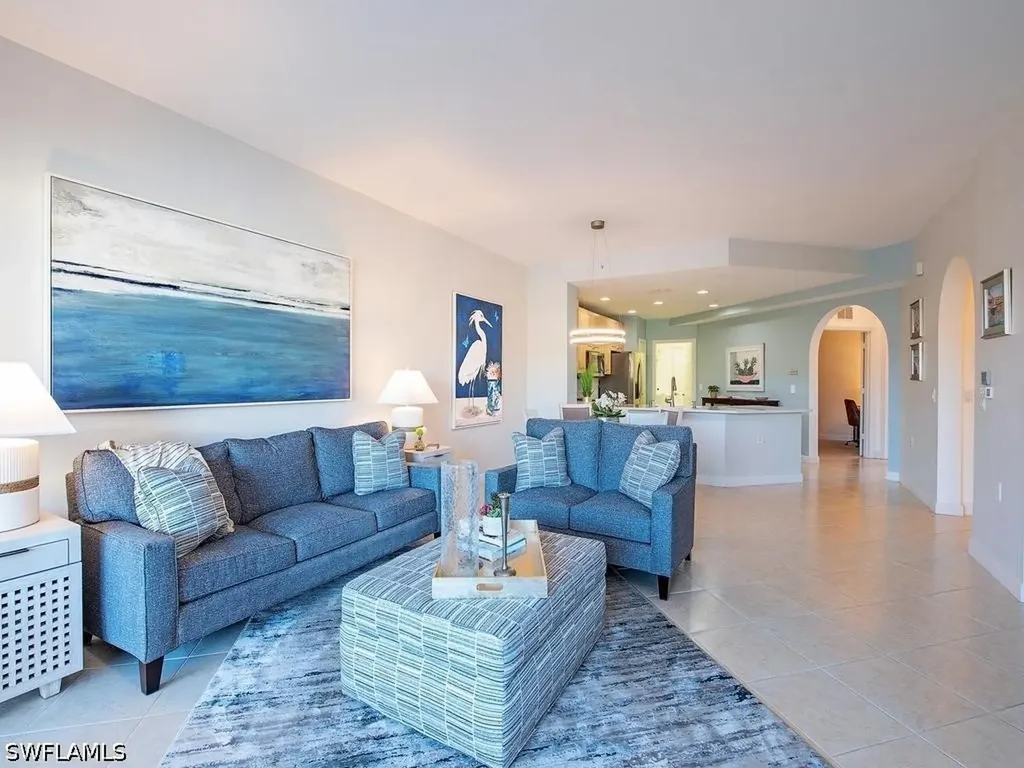 3049 Driftwood Way Naples FL 34109