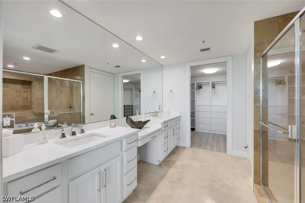 275 Indies Way Naples FL 34110