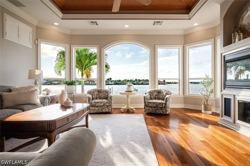 1942 Kingfish Road Naples FL 34102