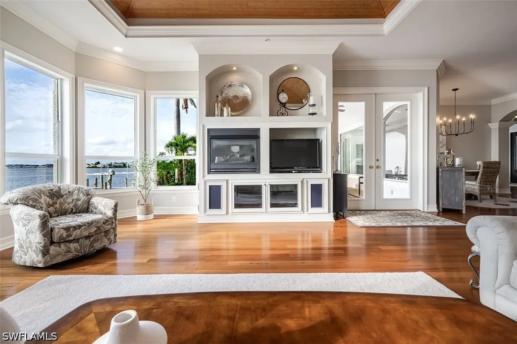 1942 Kingfish Road Naples FL 34102