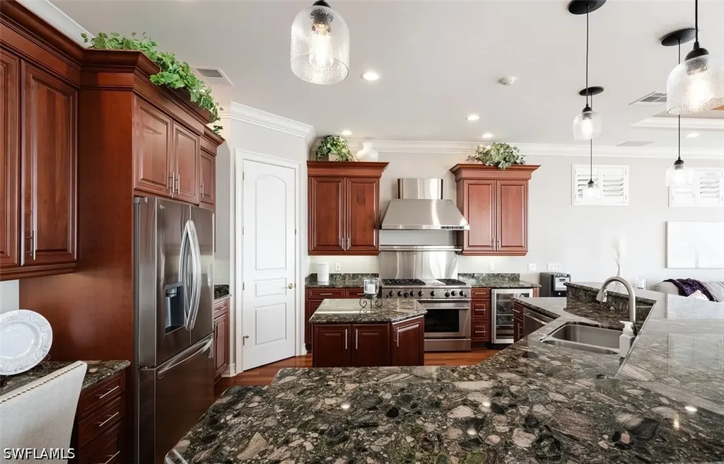 1942 Kingfish Road Naples FL 34102