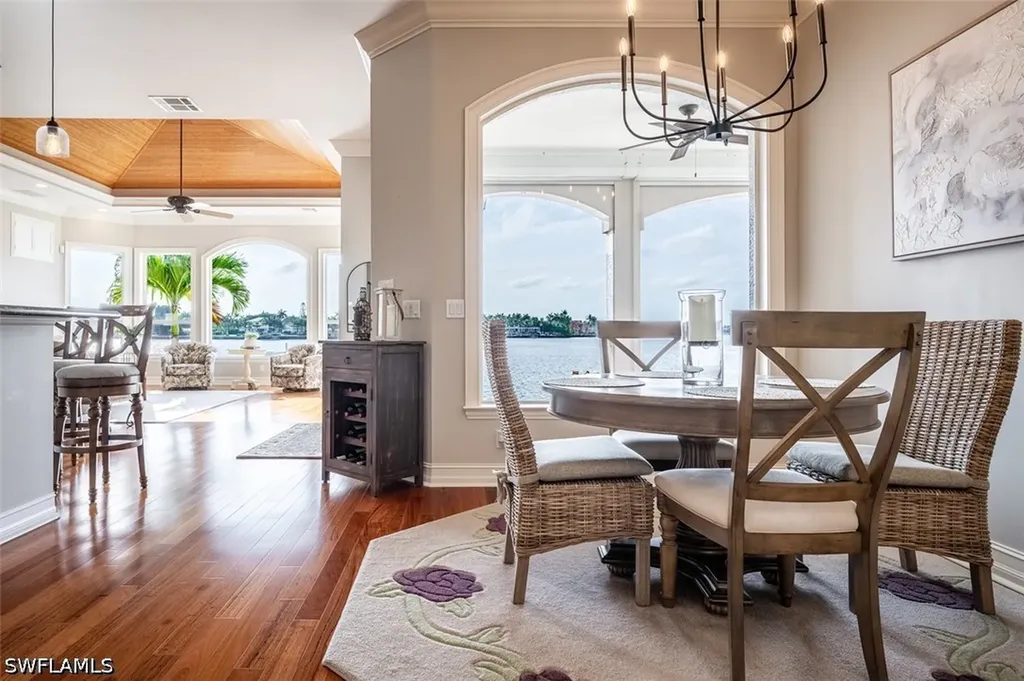 1942 Kingfish Road Naples FL 34102