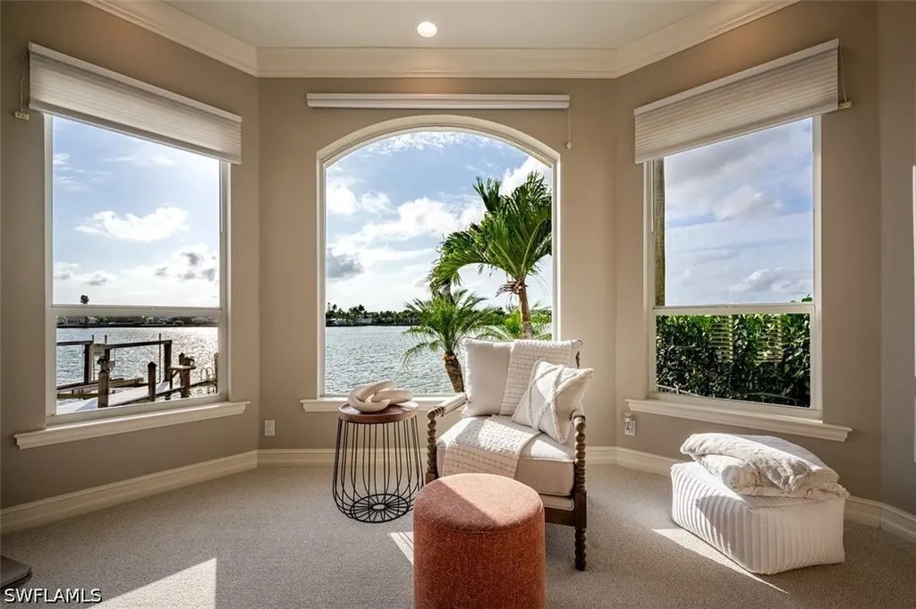 1942 Kingfish Road Naples FL 34102