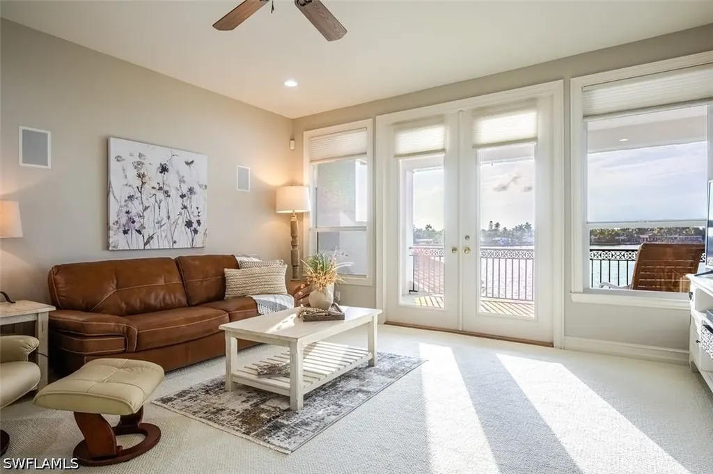 1942 Kingfish Road Naples FL 34102