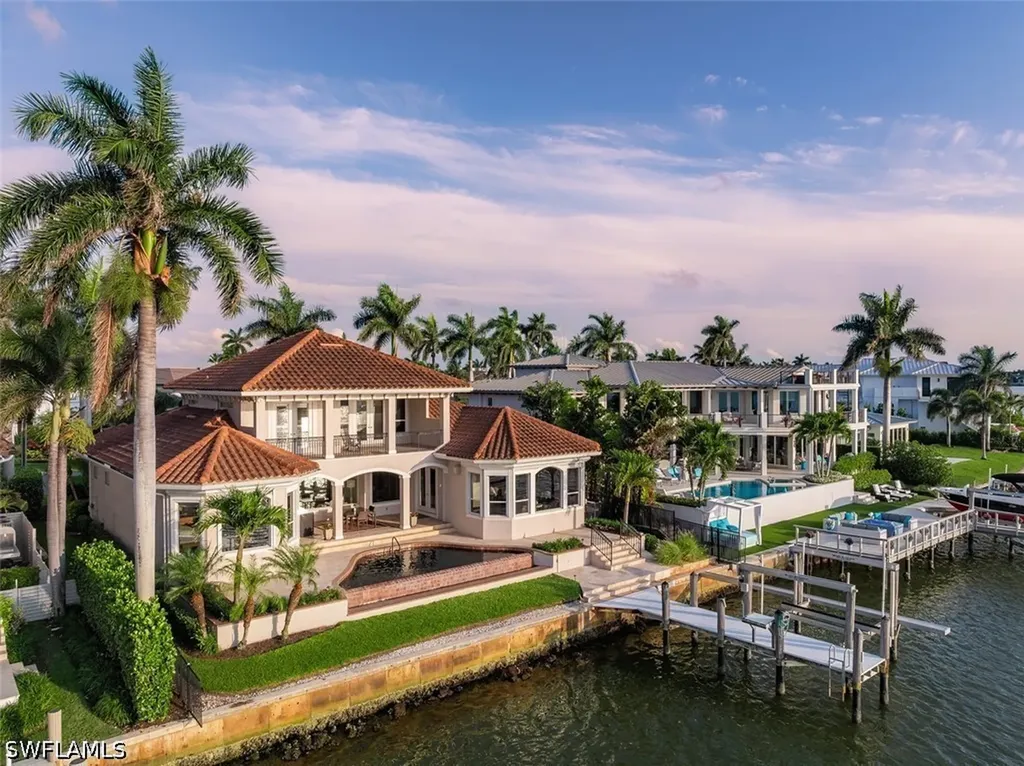 1942 Kingfish Road Naples FL 34102