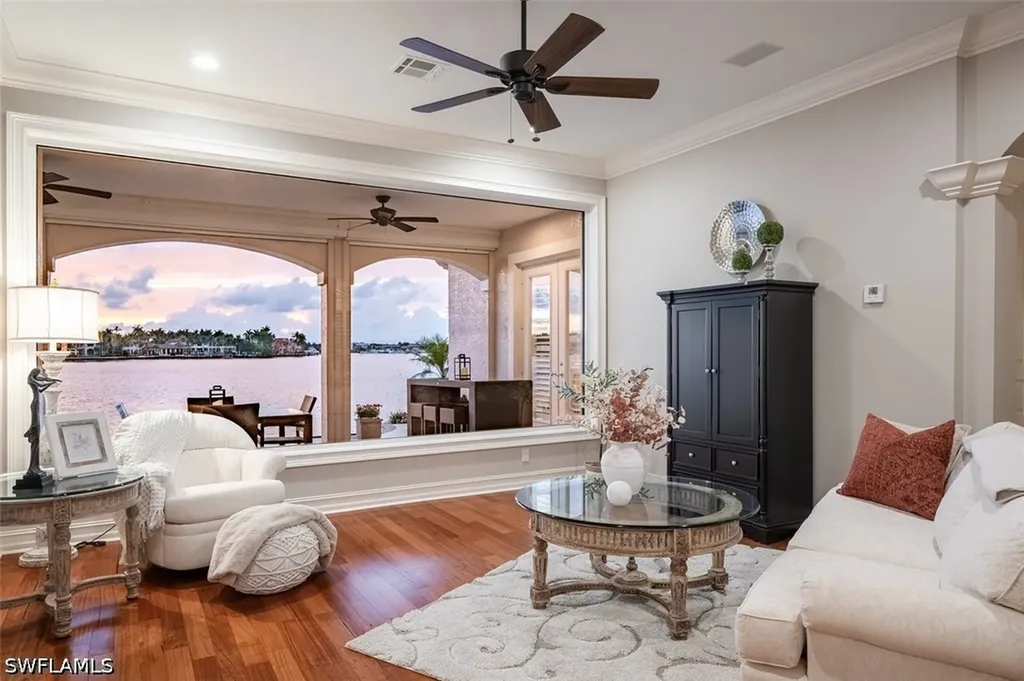 1942 Kingfish Road Naples FL 34102