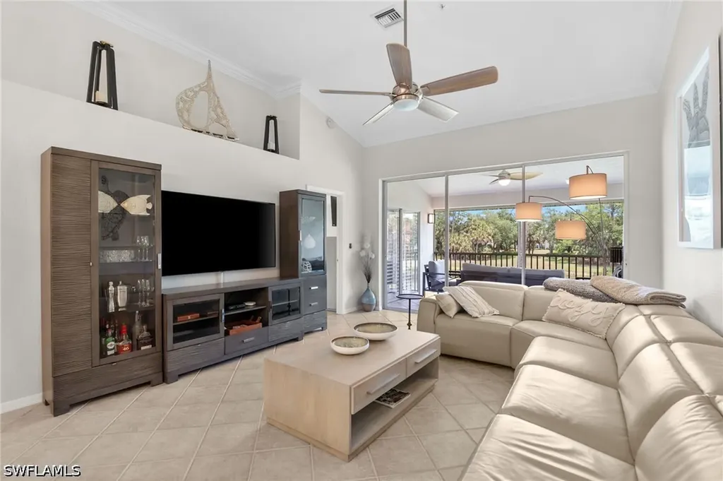 1930 Willow Bend Circle Naples FL 34109