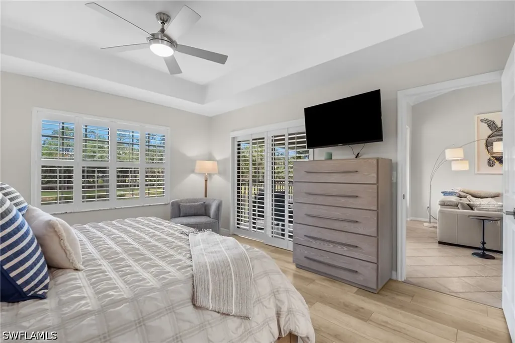 1930 Willow Bend Circle Naples FL 34109