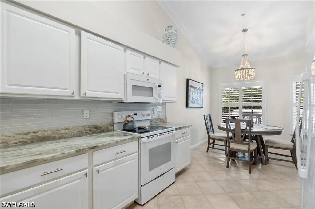 1930 Willow Bend Circle Naples FL 34109